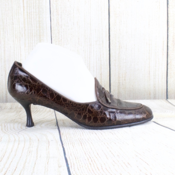 Stuart Weitzman Shoes - Stuart Weitzman Brown Loafer Leather Heels Size 9